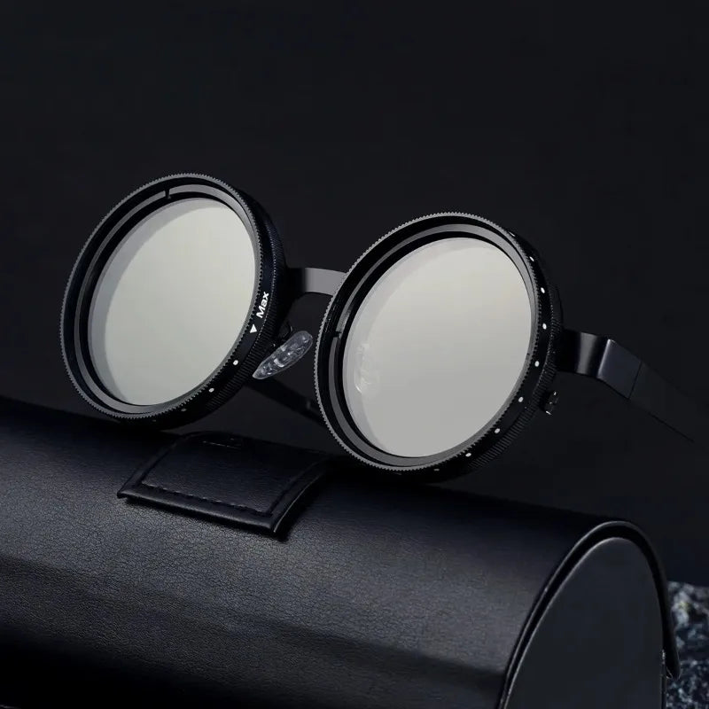 THE SMART SHADE™ DIMMING SUNGLASSES