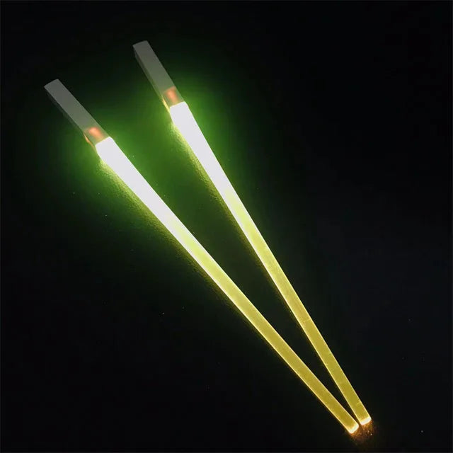 LIGHTSABER CHOPSTICKS