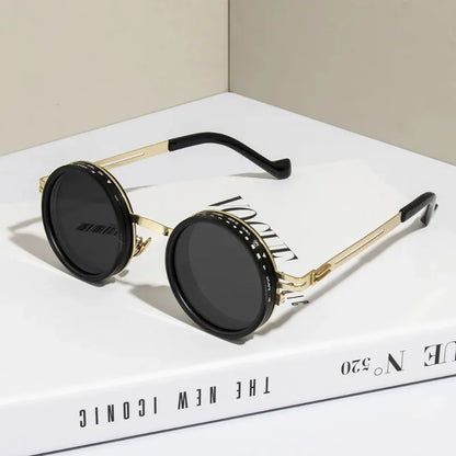 THE SMART SHADE™ DIMMING SUNGLASSES