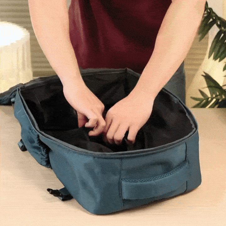 THE SMART PACK™ BACKPACK